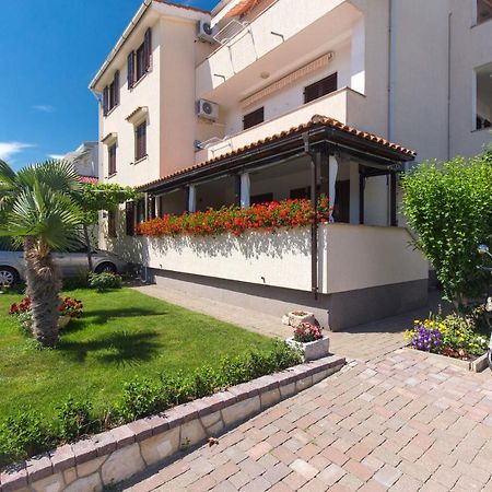 Apartments Dujmovic Ivo 2 Baška Eksteriør bilde